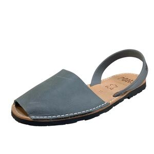 Pons Classic Avarcas Classic Slingback Leather Sandals in Blue